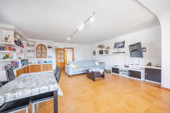 Image No.41-5 Bed Villa for sale