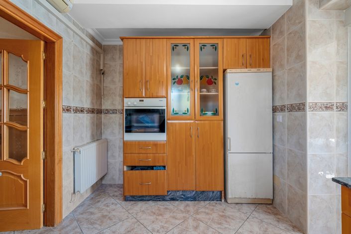 Image No.16-7 Bed Chalet for sale
