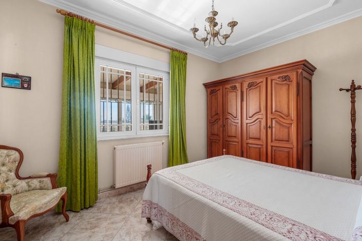 Image No.31-7 Bed Chalet for sale