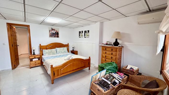 Image No.30-3 Bed Villa for sale