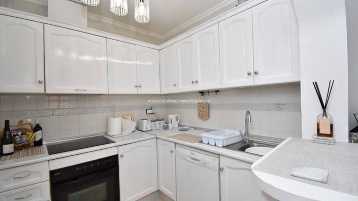 Image No.10-2 Bed Bungalow for sale