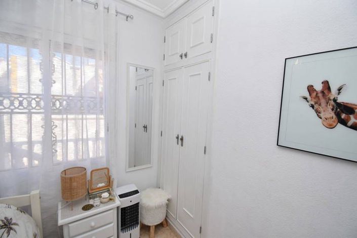 Image No.16-2 Bed Bungalow for sale