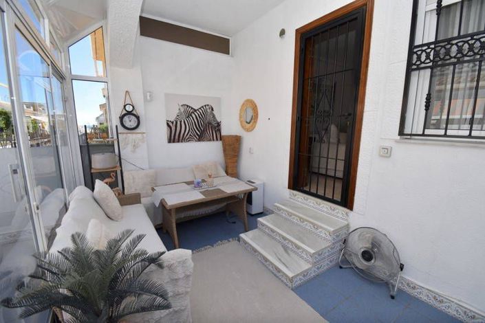 Image No.3-Bungalow de 2 chambres à vendre à Punta Prima