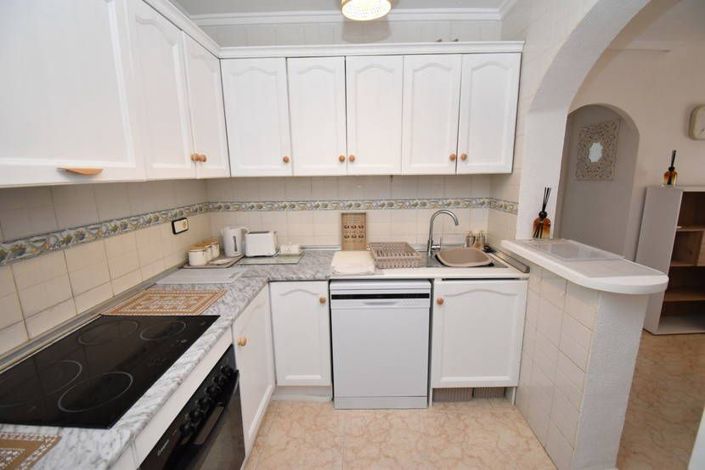 Image No.8-3 Bed Townhouse for sale