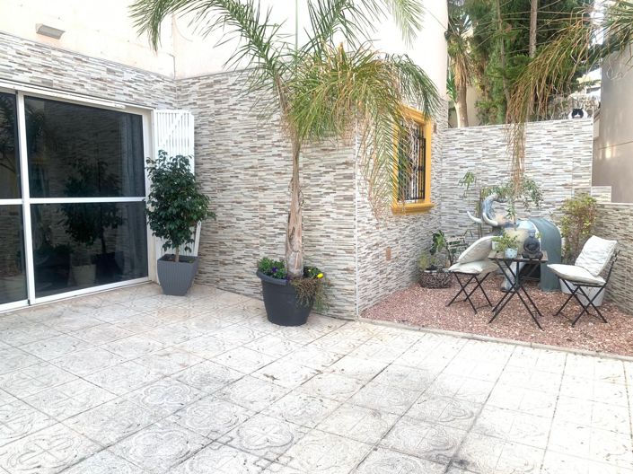 Image No.26-Villa de 4 chambres à vendre à Orihuela Costa