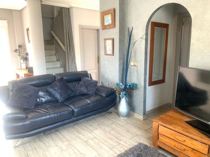 Image No.9-Villa de 4 chambres à vendre à Orihuela Costa