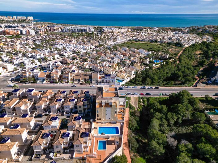 Image No.11-3 Bed Villa for sale