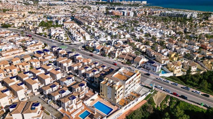 Image No.12-3 Bed Villa for sale