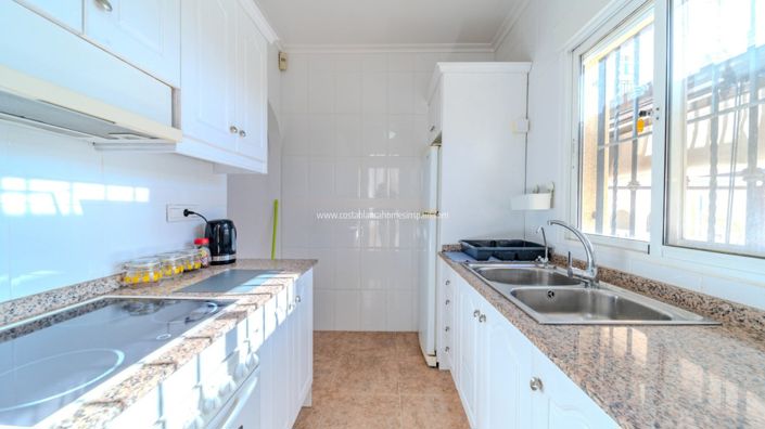 Image No.14-3 Bed Villa for sale