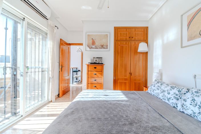 Image No.16-3 Bed Villa for sale