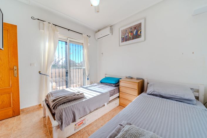 Image No.17-3 Bed Villa for sale