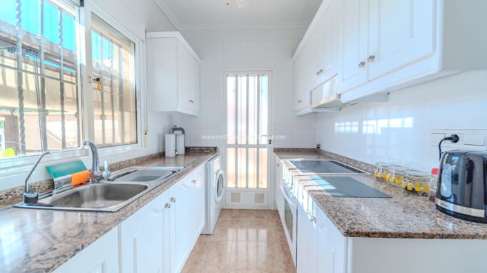 Image No.5-3 Bed Villa for sale