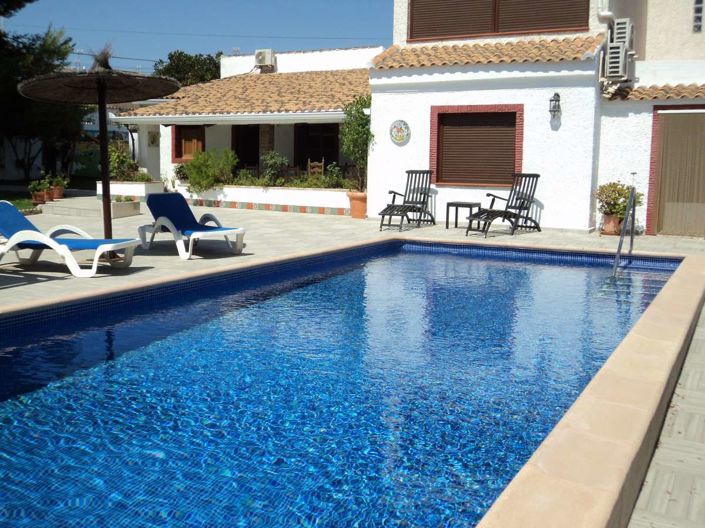 Image No.1-Villa de 9 chambres à vendre à Lomas de Cabo Roig