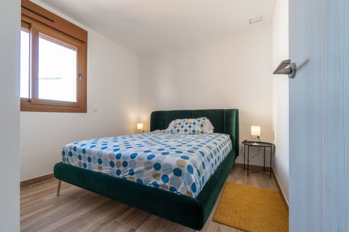 Image No.33-3 Bed Apartment for sale