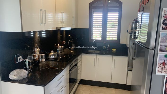 Image No.9-Propriété de 4 chambres à vendre à Alicante