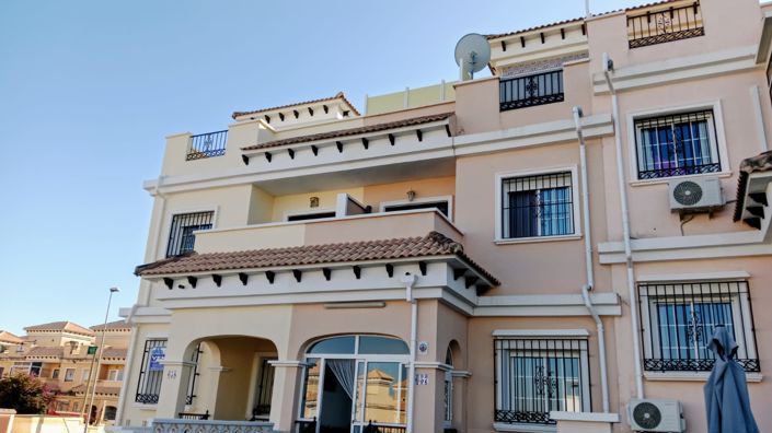 Image No.1-Maison de ville de 3 chambres à vendre à Villamartin