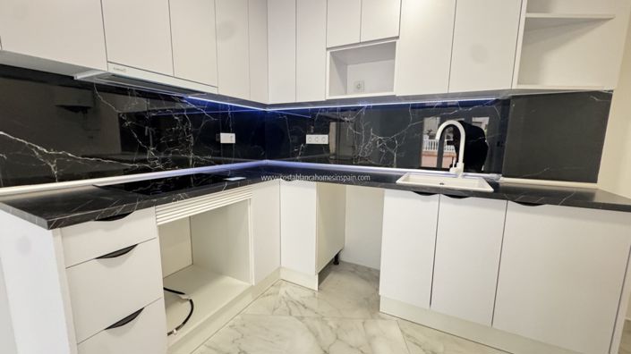 Image No.3-2 Bed Apartment for sale