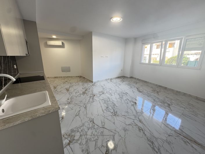 Image No.4-Apartment for sale