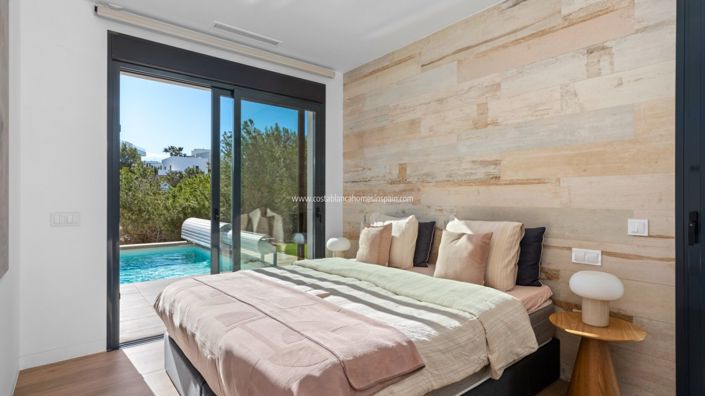 Image No.23-4 Bed Villa for sale