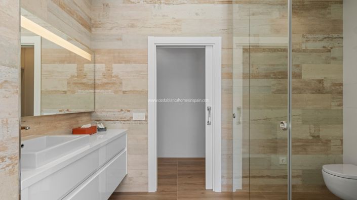 Image No.27-4 Bed Villa for sale