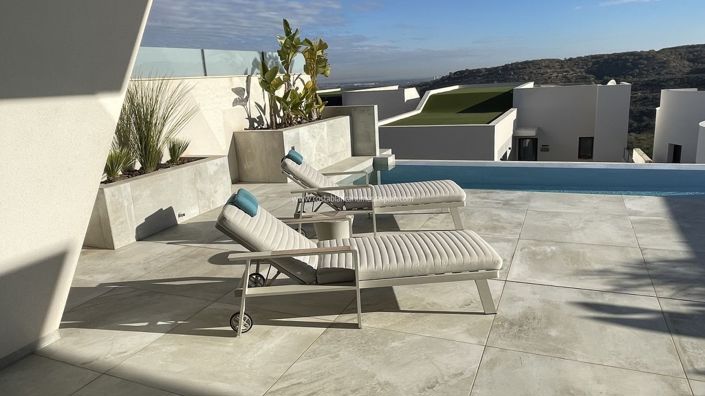 Image No.3-4 Bed Villa for sale