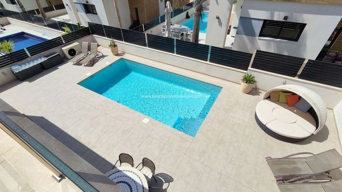 Image No.21-Propriété de 3 chambres à vendre à La Mata