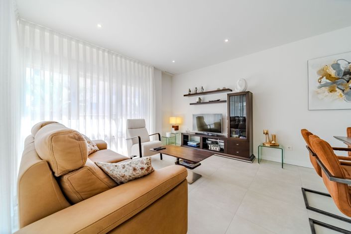 Image No.11-2 Bed Apartment for sale