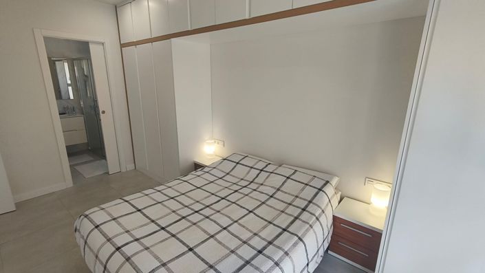 Image No.16-2 Bed Apartment for sale