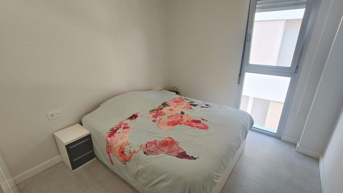 Image No.22-2 Bed Apartment for sale