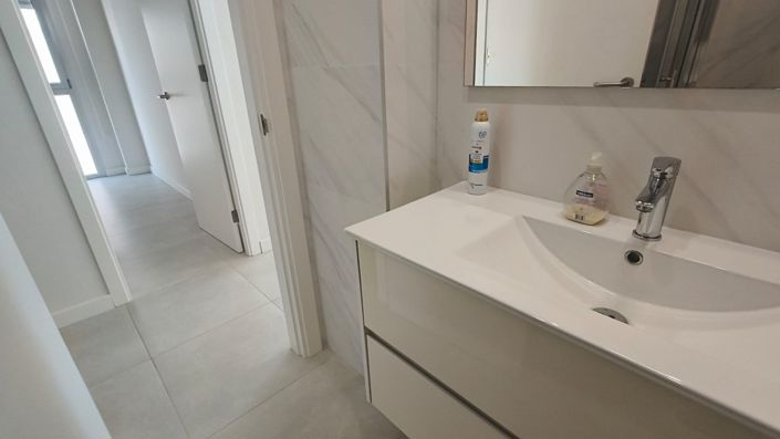 Image No.26-2 Bed Apartment for sale