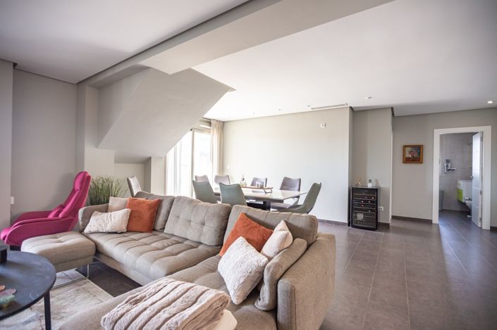 Image No.19-4 Bed Apartment for sale