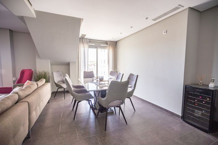 Image No.20-4 Bed Apartment for sale