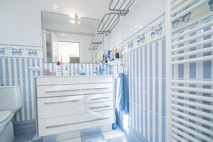 Image No.11-4 Bed Property for sale