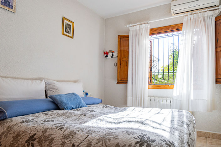 Image No.7-4 Bed Property for sale