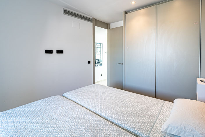 Image No.22-3 Bed Apartment for sale