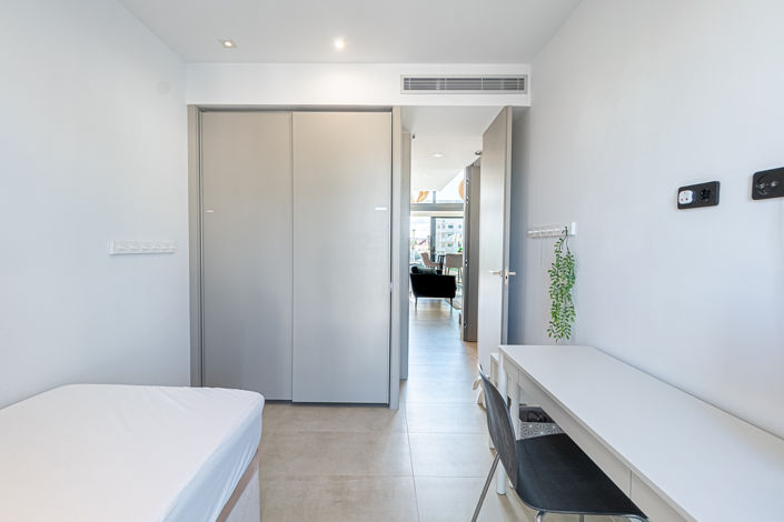 Image No.25-3 Bed Apartment for sale