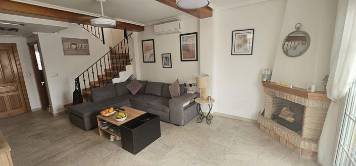 Image No.14-3 Bed Property for sale