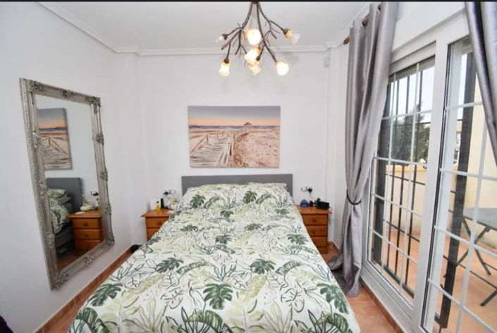 Image No.16-3 Bed Property for sale