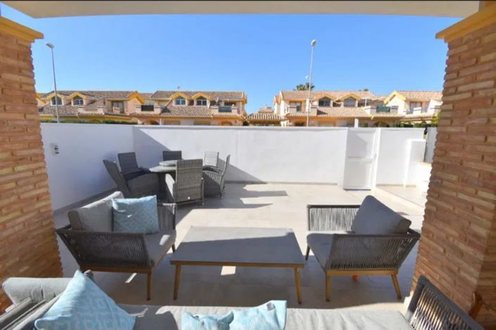 Image No.22-3 Bed Property for sale