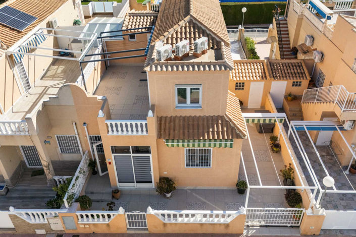 Image No.1-Jumelé de 4 chambres à vendre à Torrevieja