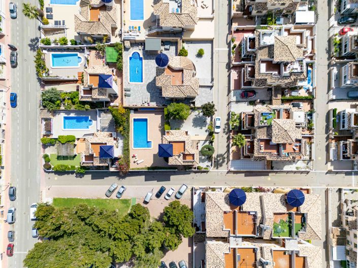 Image No.12-3 Bed Villa for sale