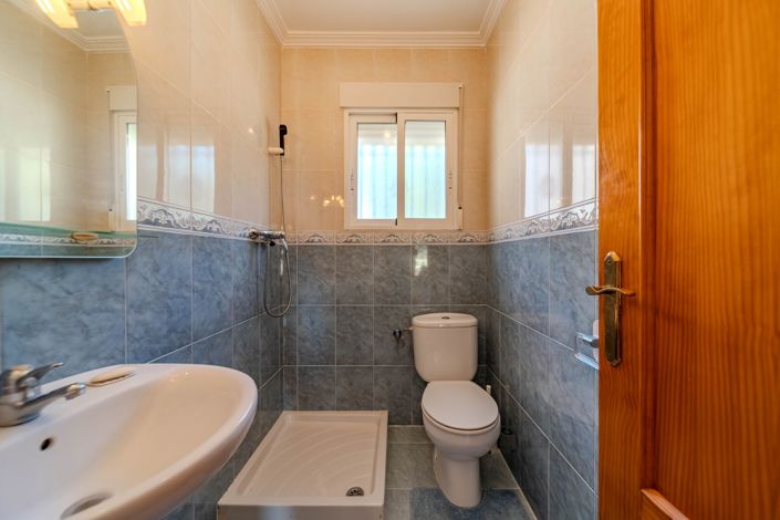 Image No.14-3 Bed Villa for sale