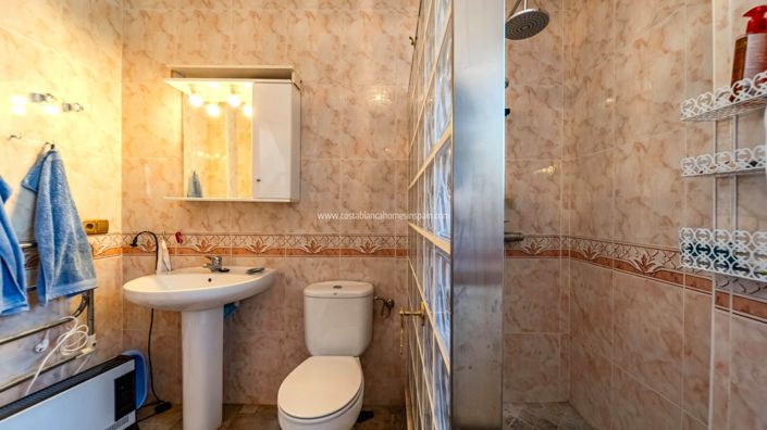 Image No.18-3 Bed Villa for sale