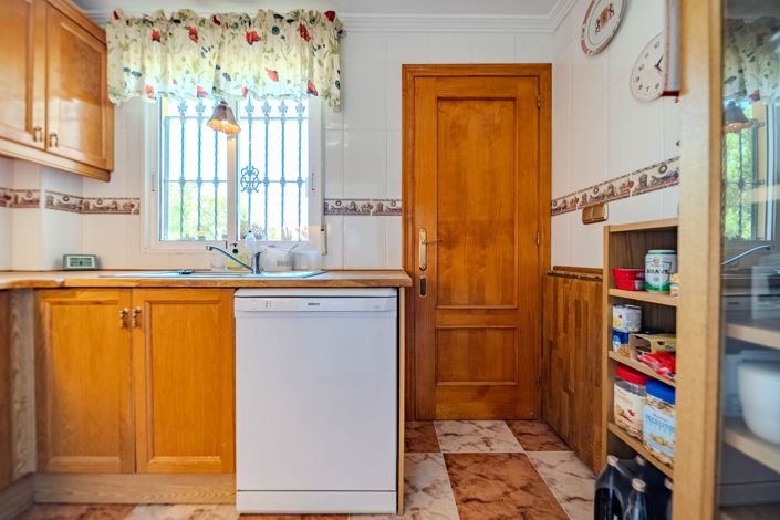 Image No.27-3 Bed Villa for sale