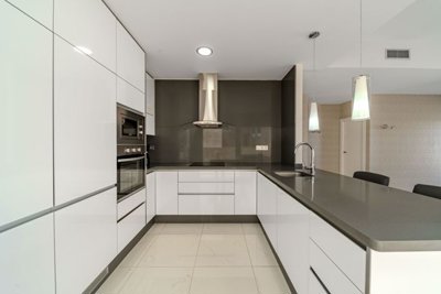 o1intfjl37or8tfd13j4mm4122q2g