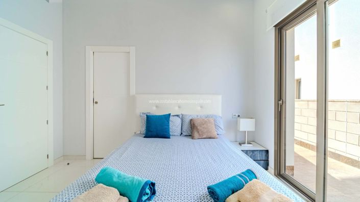 Image No.24-4 Bed Villa for sale