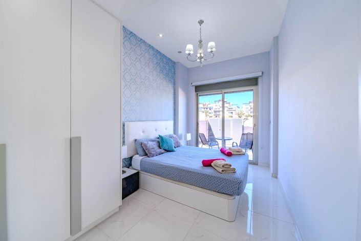 Image No.32-4 Bed Villa for sale