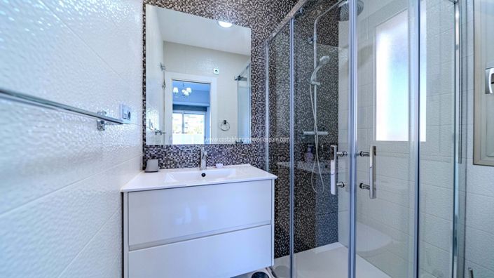 Image No.31-4 Bed Villa for sale