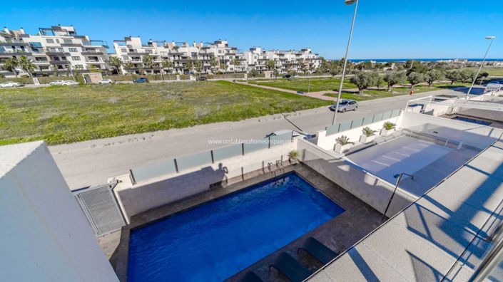 Image No.38-4 Bed Villa for sale