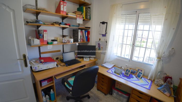 Image No.10-3 Bed Townhouse for sale